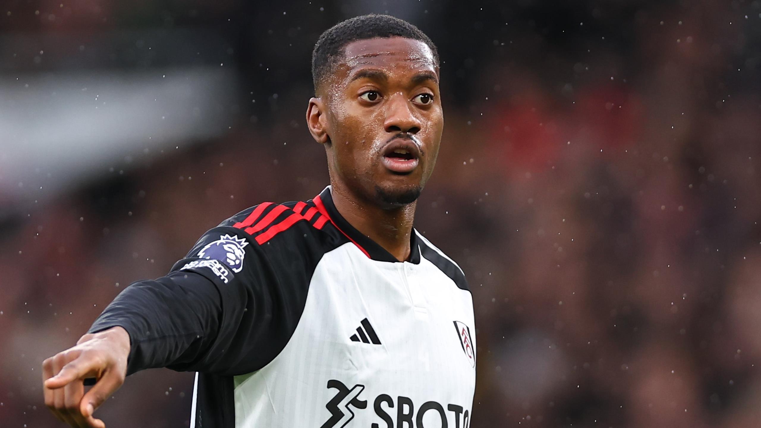 Tosin Adarabioyo từ Fulham đến Chelsea mùa hè năm nay