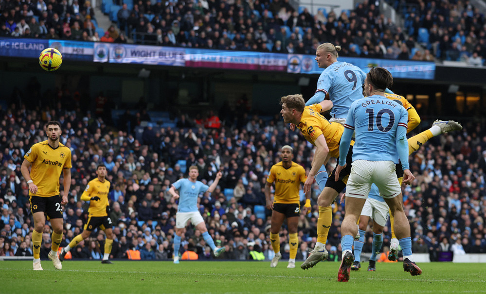 Phong cách khác biệt khi Man City đấu với Wolves